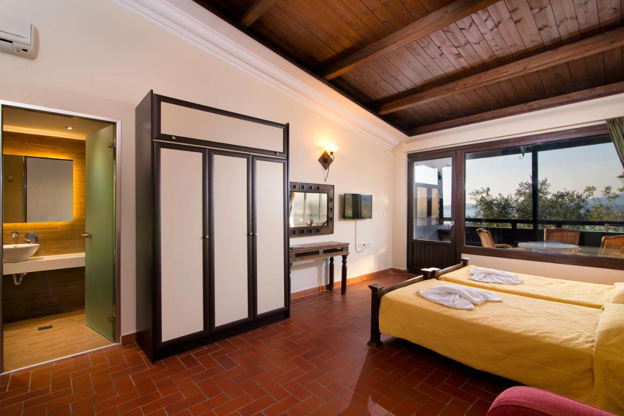 Kallisti Hotel Potos Ngoại thất bức ảnh