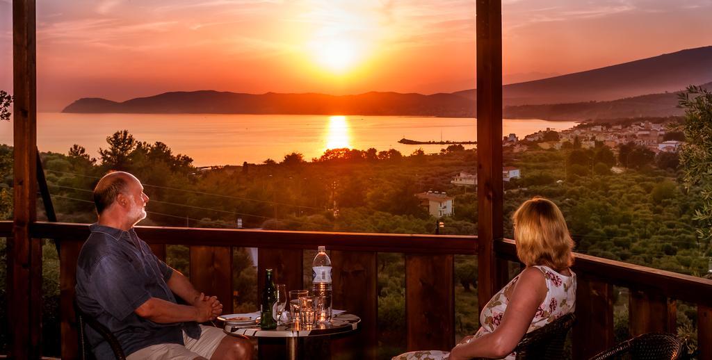 Kallisti Hotel Potos Ngoại thất bức ảnh