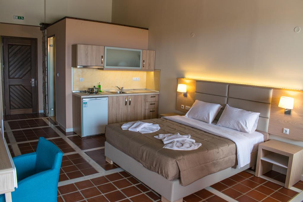 Kallisti Hotel Potos Ngoại thất bức ảnh
